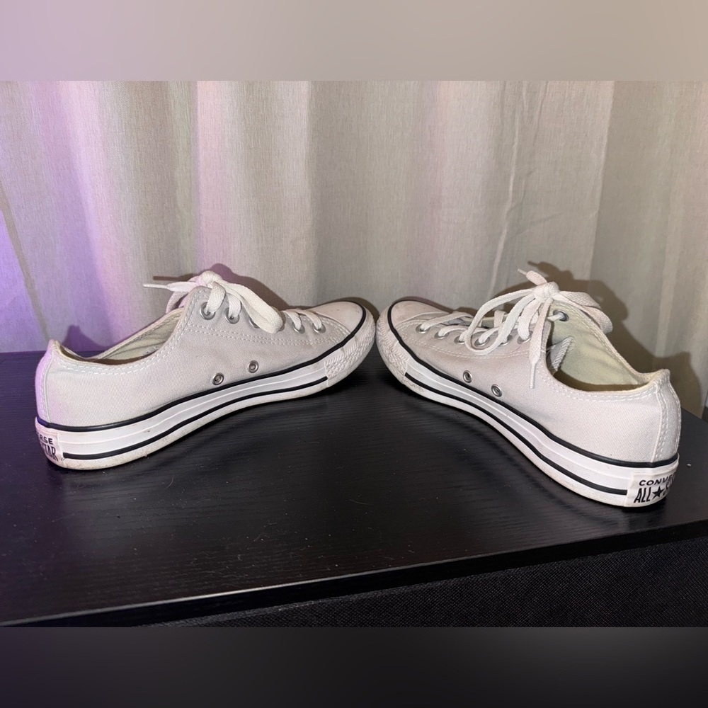 Women’s Light Gray Converse